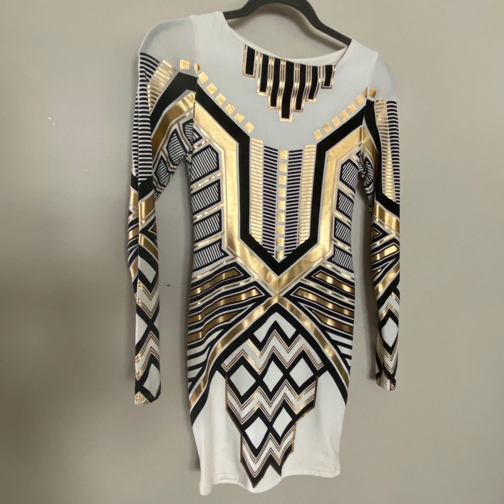 Women’s Arden B Gold Black White Long Sleeve Dress